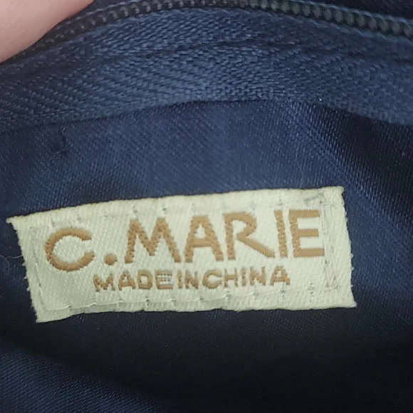 C Marie Beaded Holiday Gingerbreadman Crossbody - Picture 6 of 10